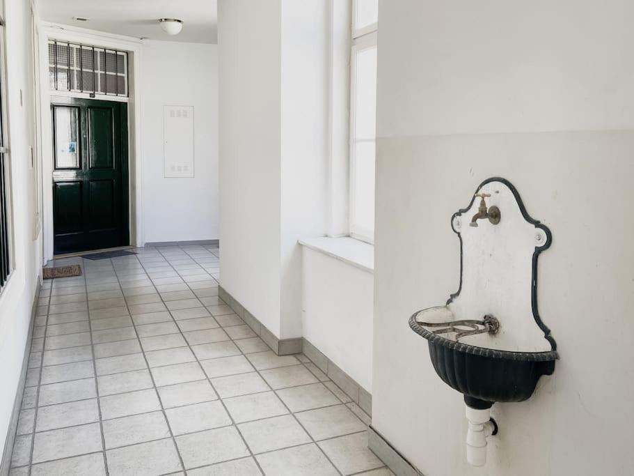 Stylish Designer Apartment At The Center Of Vienna Naschmarkt 외부 사진
